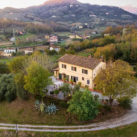 Amore, A Romantic Hilltop In Lukka