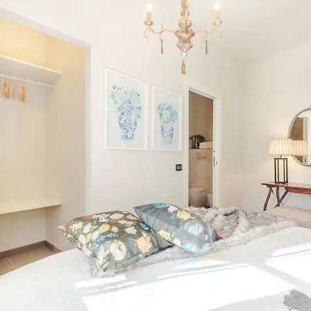 Amore, A Romantic Hilltop In Willa Lukka